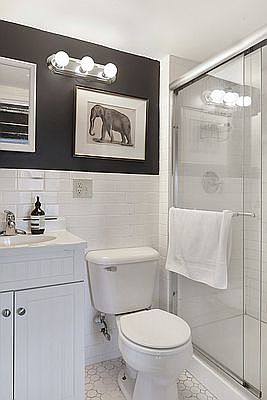 3rd image of 120 Montague St APT 15E