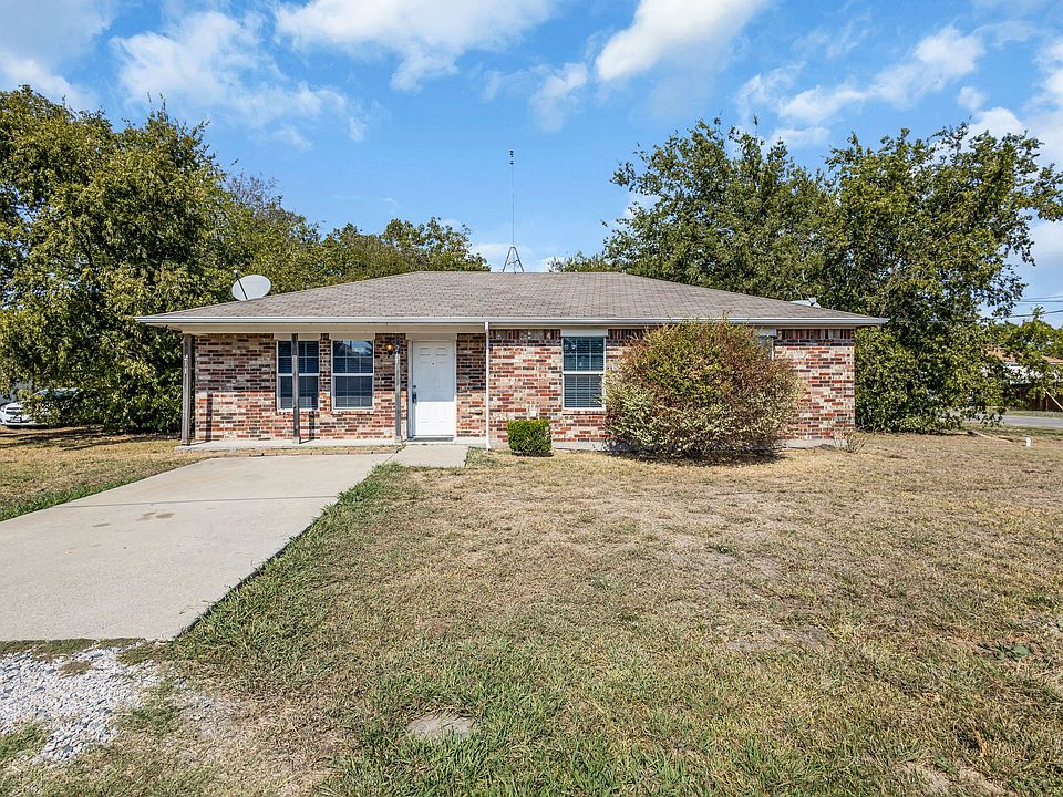211 Caddo St, Nevada, TX 75173 Zillow