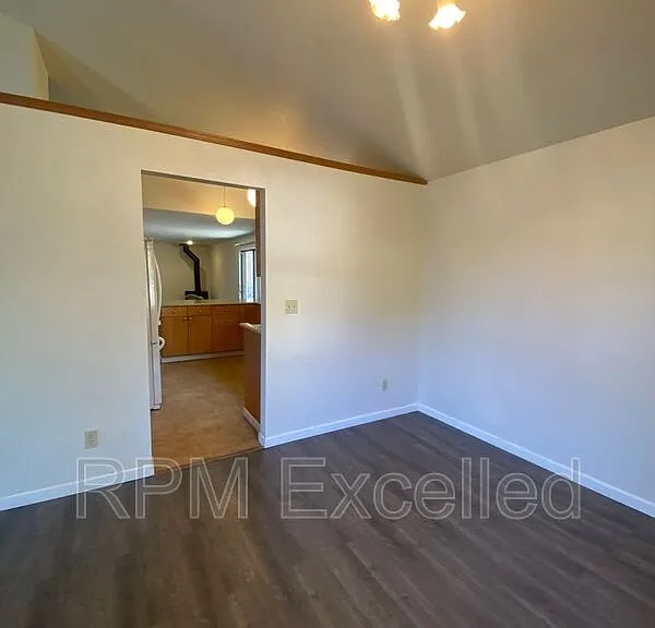 6135 36th St SE — Photo 9