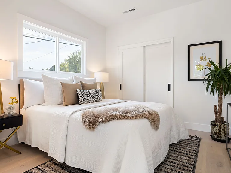 6528 Raymond St #6528 — Photo 9