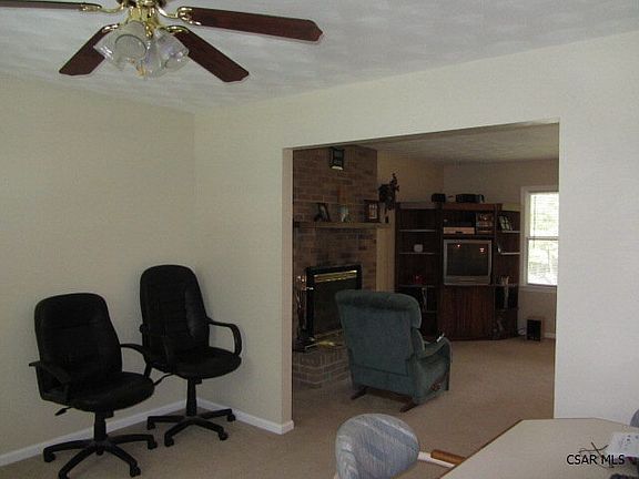 3rd image of 1229 Maken Dr