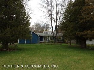 3255 McCluskey Dr, Pinckney, MI