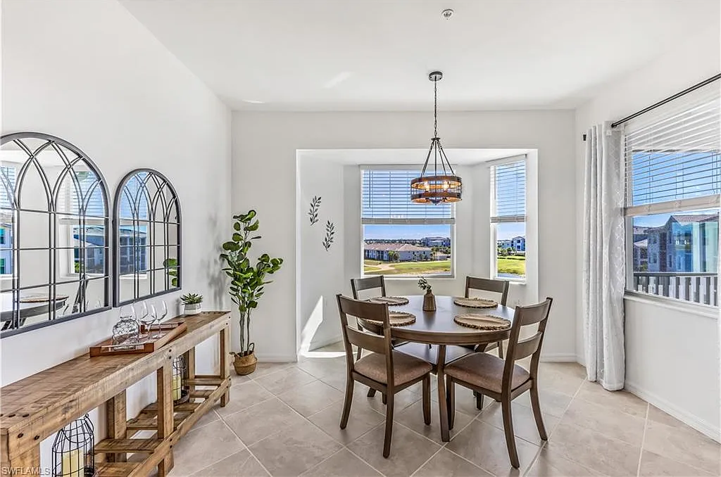 2 bed, 2.0 bath, 1120 sqft, $6,000 — Photo 4