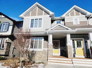 170 Desrochers Gate SW, Edmonton, AB T6W 3H8
