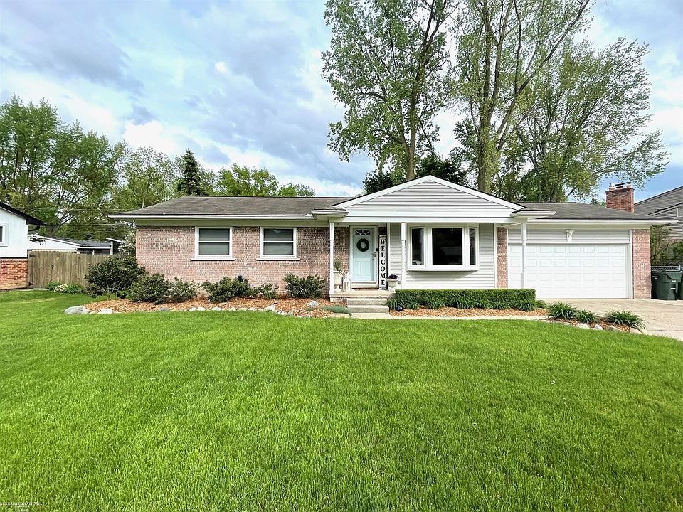 1st image of 53452 Tundra Dr