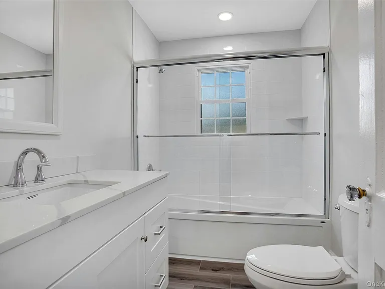 92 Hillside Ave — Photo 22