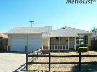316 N Fremont St, Manteca, CA 95336