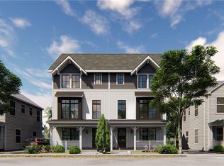 6 Public Sq #1, Willoughby, OH 44094