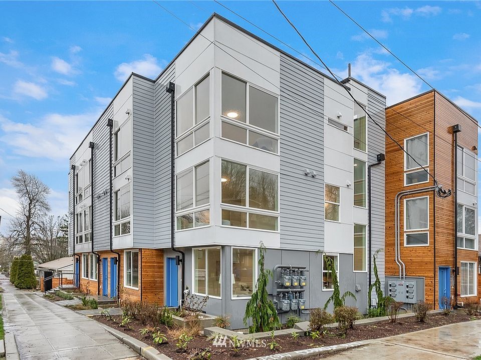 2402 Sw Genesee Street, Seattle, Wa 98106 