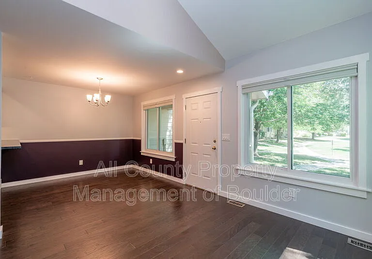 500 Lashley St #18 — Photo 7