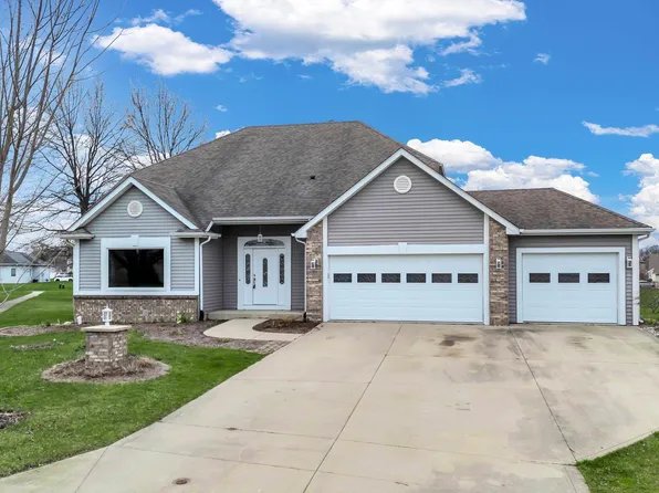 8105 Astoria Hl, Fort Wayne, IN 46835