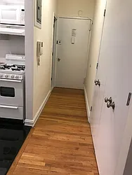 Rented by Urban Real Estate Inc