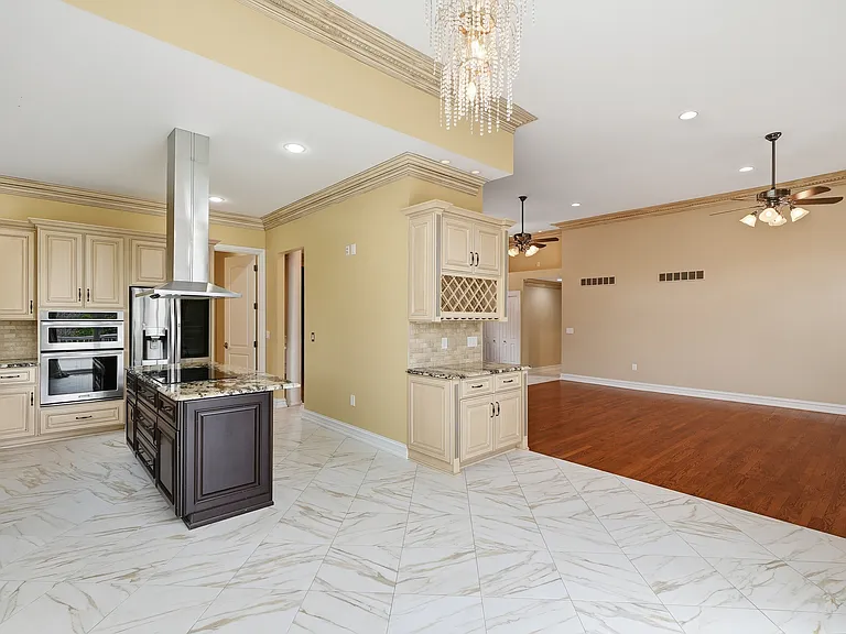 13697 Silent Woods Dr — Photo 15