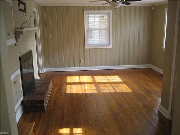 4th image of 714 W Main St