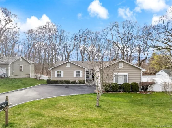 30 Harvest Lane, Milford, CT 06461