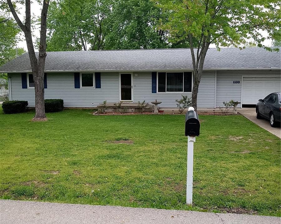 1st image of 1103 E Grand Ave