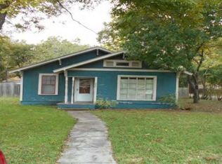 200 Cynisca St, Waxahachie, TX 75165
