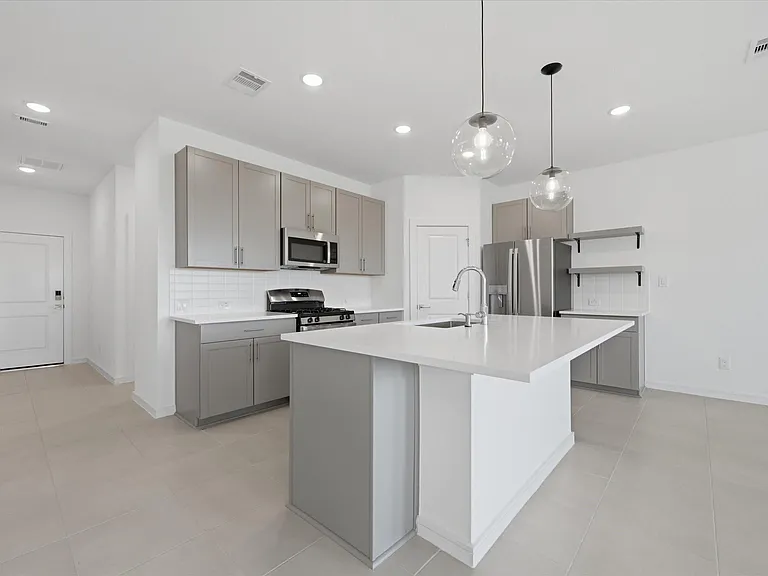 359 W Rose Marie Ln — Photo 7