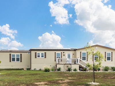1330 Whiskey Holw, West, TX, 76691