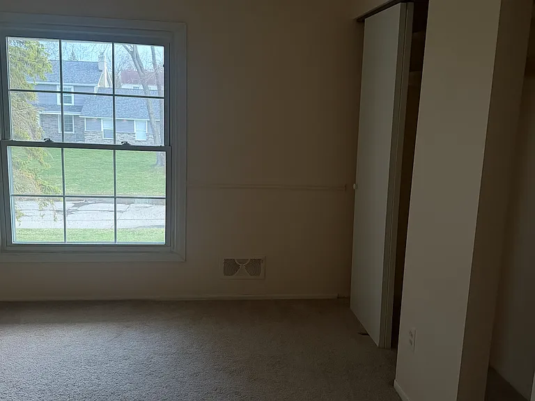 5715 Hobnail Cir — Photo 12