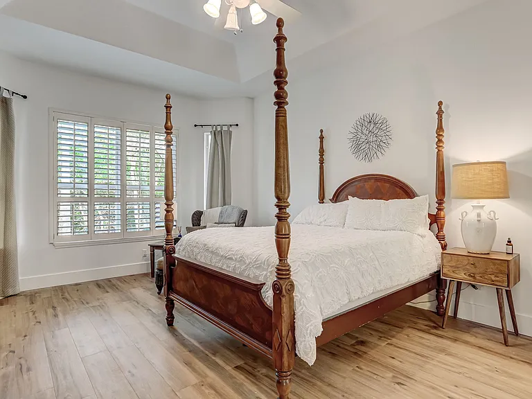 140 Oceans Edge Dr — Photo 22