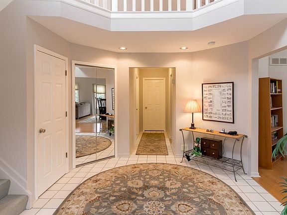 4th image of 4738 Bayberry Cir