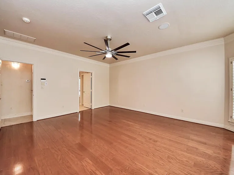 14207 Jade Cove Dr — Photo 27