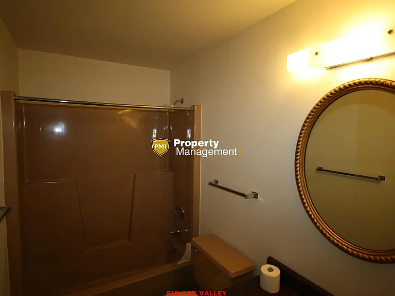 1349 Primrose Ln — Photo 13
