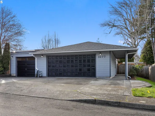 1677 SW Eastwood Ct, Gresham, OR 97080