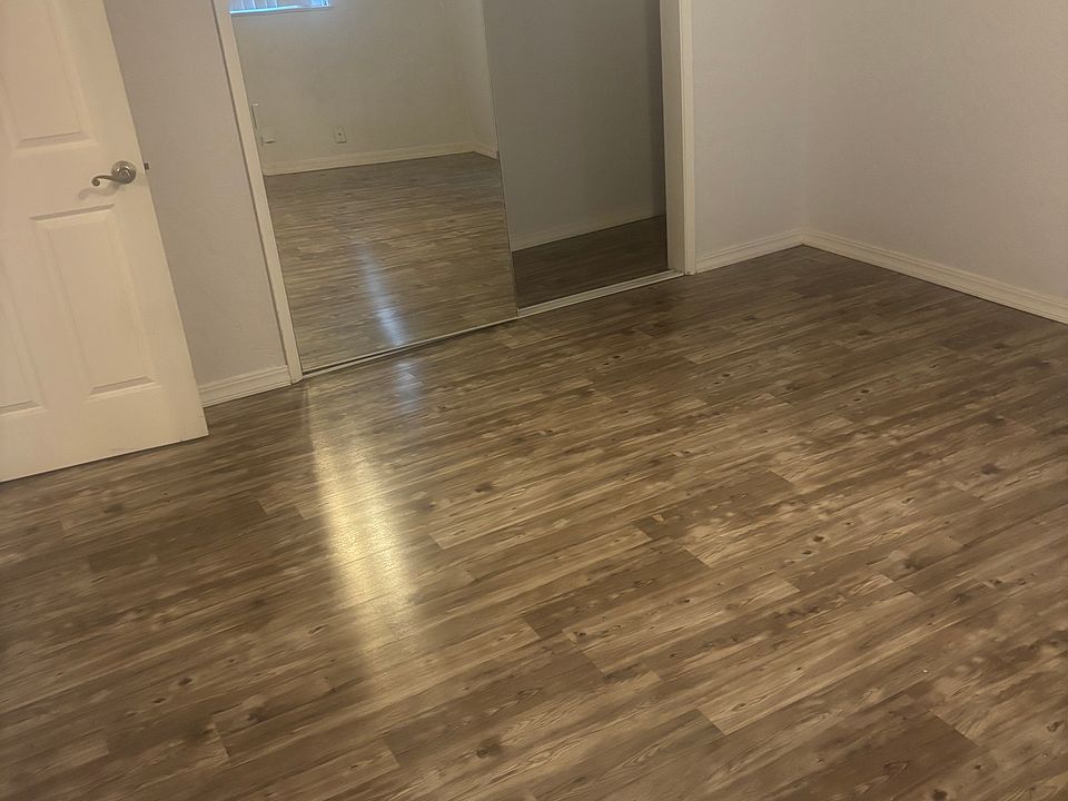 1st image of 1002 W Iowa Ave #2