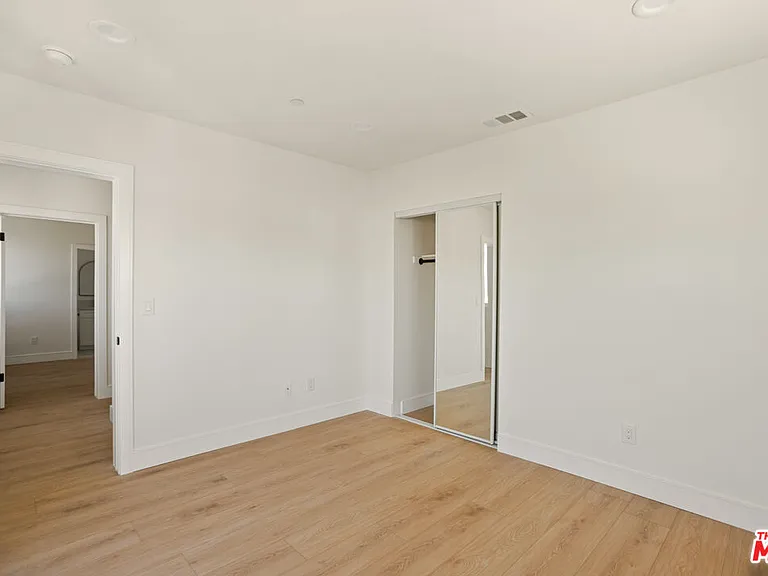 1619 2nd Ave #16191/2 — Photo 17
