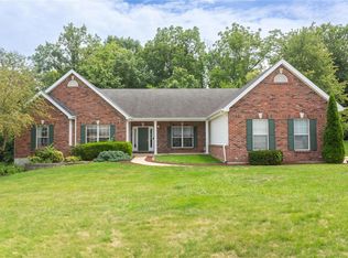 717 Wood Valley Trl, Saint Charles, MO