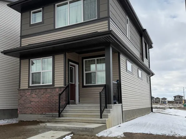 330 Edgemont Dr NW, Edmonton, AB T6M 1S2