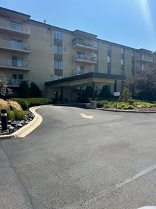 100 W Butterfield Rd APT 112N, Elmhurst, IL, 60126