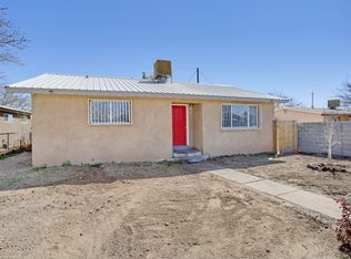 510 60th St NW, Albuquerque, NM 87105