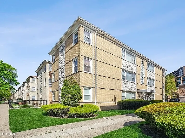 8610 W Summerdale Ave #3N — Photo 1