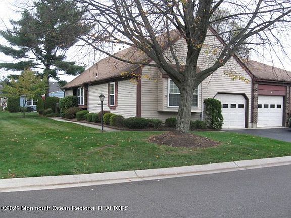 2nd image of 5B Ethan Allen Dr