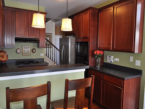 5th image of 1227 Bradley Cir #3