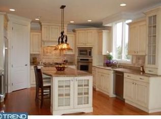 97B Chestnut Ln, North Wales, PA 19454