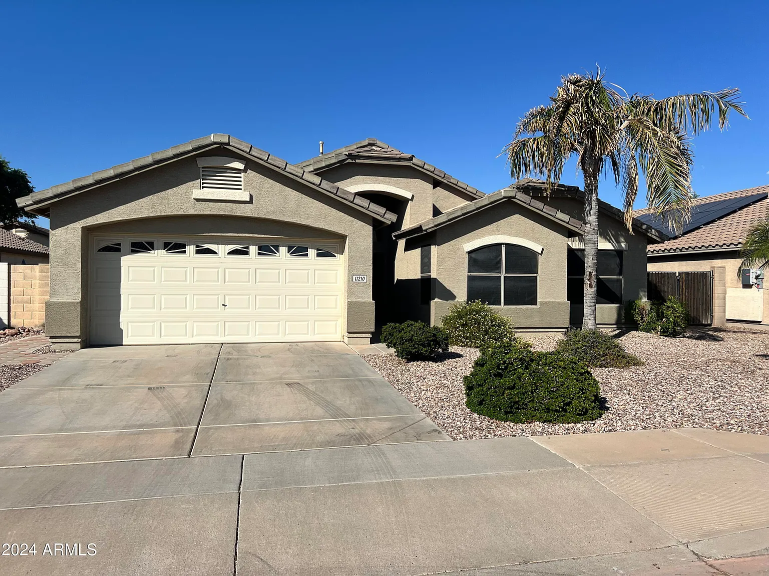 3 bed, 1862 sqft, $2,350 — Photo 1