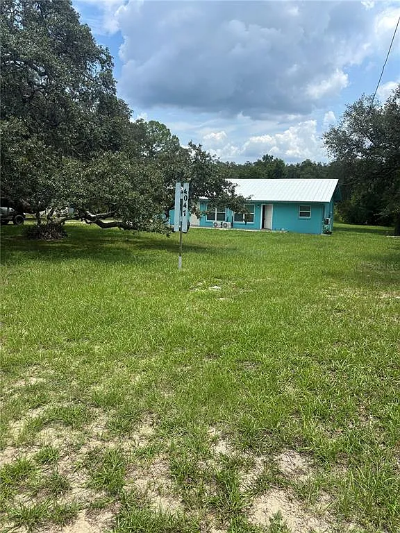 2 bed, 1.0 bath, 750 sqft, $1,200 — Photo 3