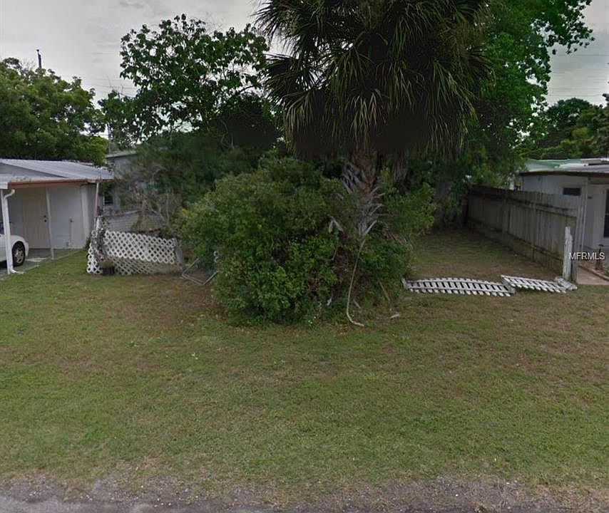 2nd image of 2120 Lullaby Dr