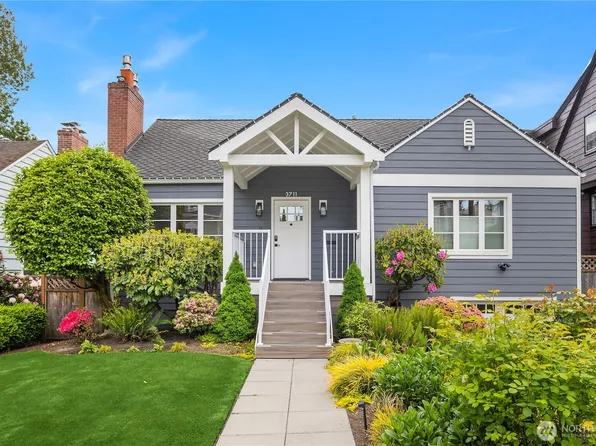 3711 NE 42nd St, Seattle, WA 98105
