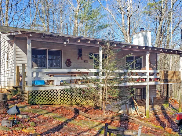 316 Black Oaks Rd, Cherry Log, GA 30522