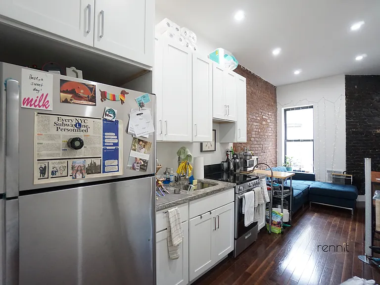 167 Starr St #3R — Photo 16