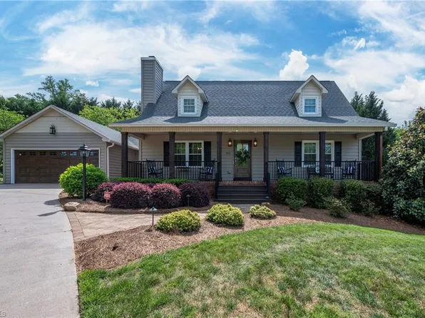 103 Camille Ct, King, NC 27021