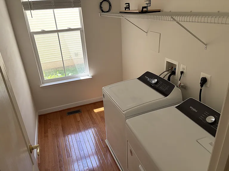 3921 Braveheart Cir — Photo 23