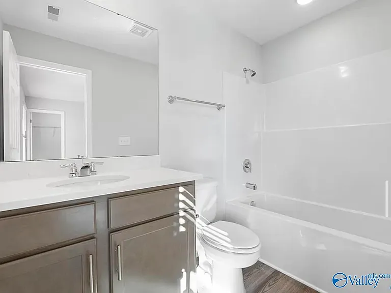 142 Ivy Vine Dr — Photo 29
