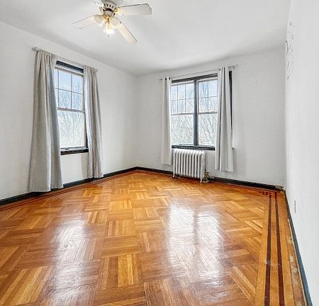 3rd image of 66 Washington Pl