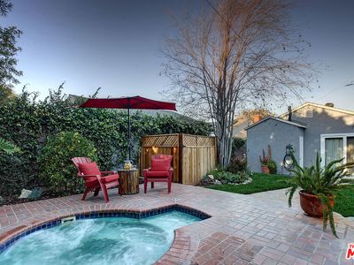8027 Westlawn Ave, Los Angeles, CA, 90045